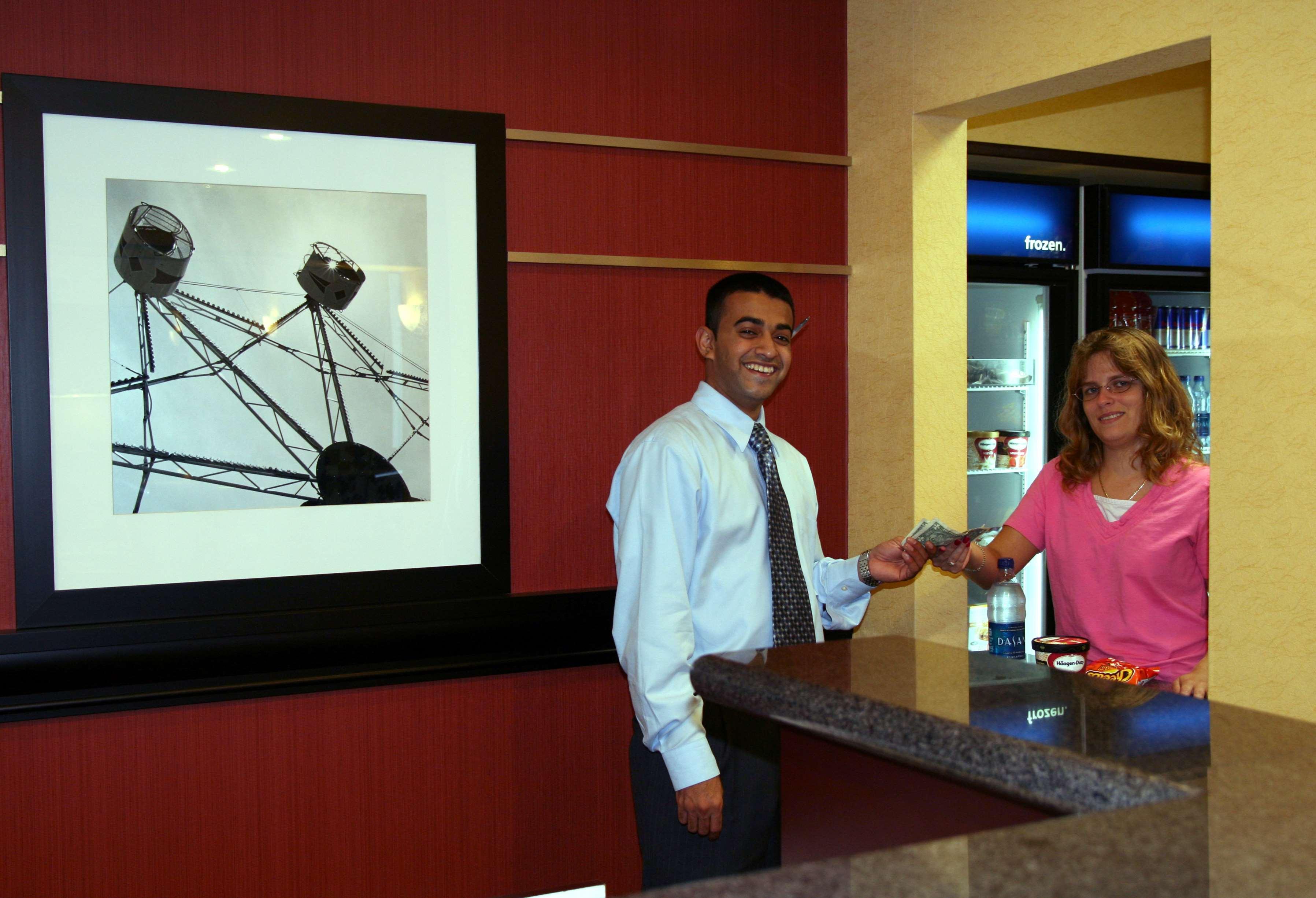 Hampton Inn & Suites Louisville East Restaurace fotografie