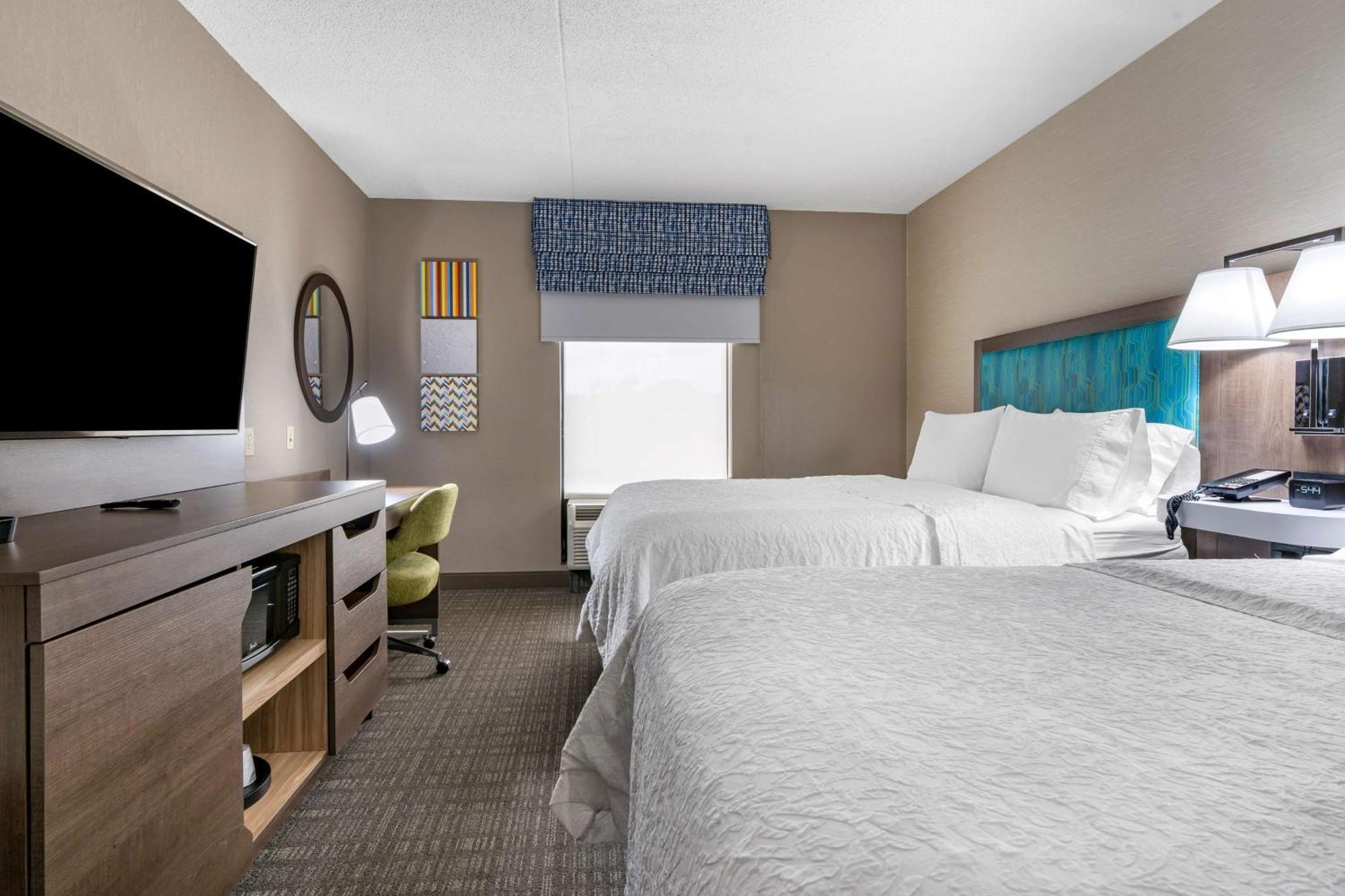 Hampton Inn & Suites Louisville East Exteriér fotografie