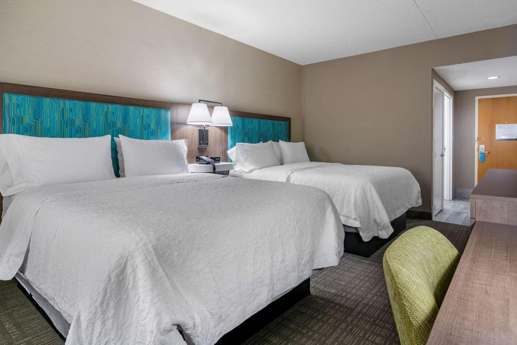 Hampton Inn & Suites Louisville East Exteriér fotografie